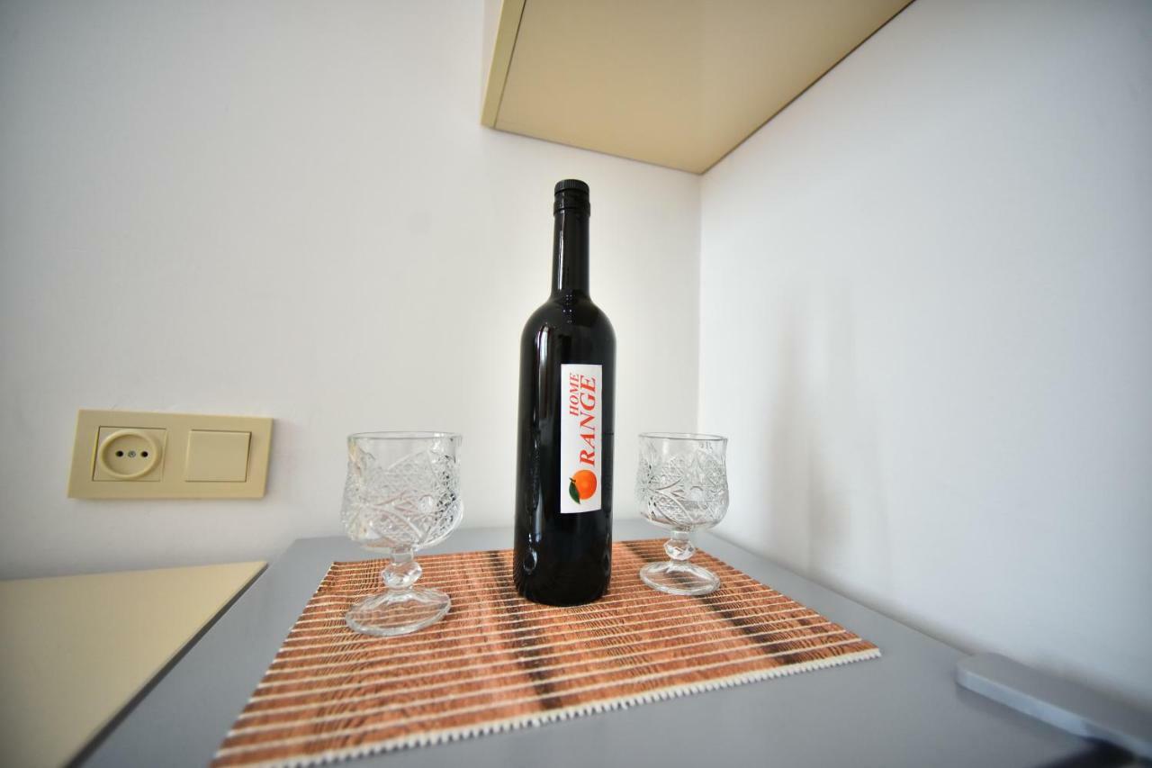 Orange Home Hotel Batumi Luaran gambar