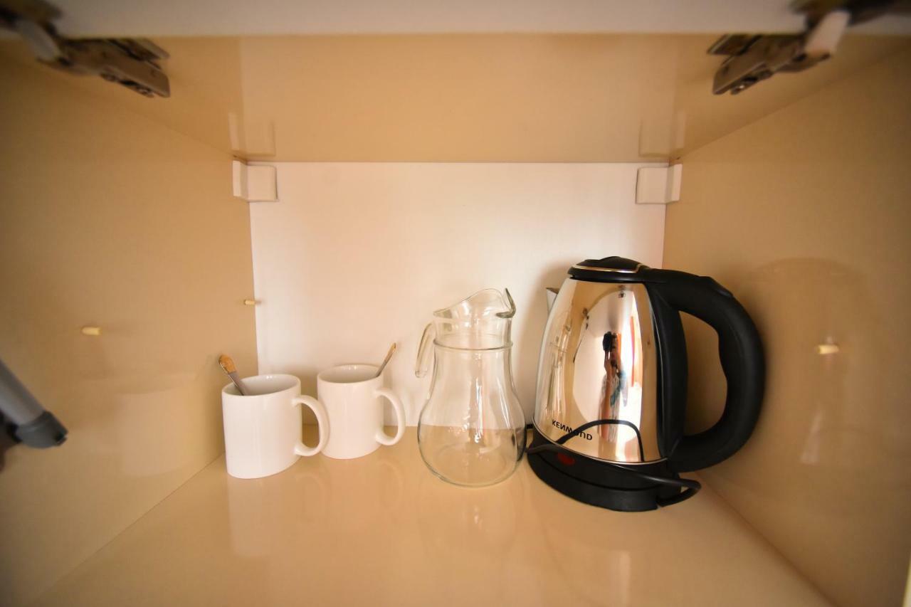 Orange Home Hotel Batumi Luaran gambar