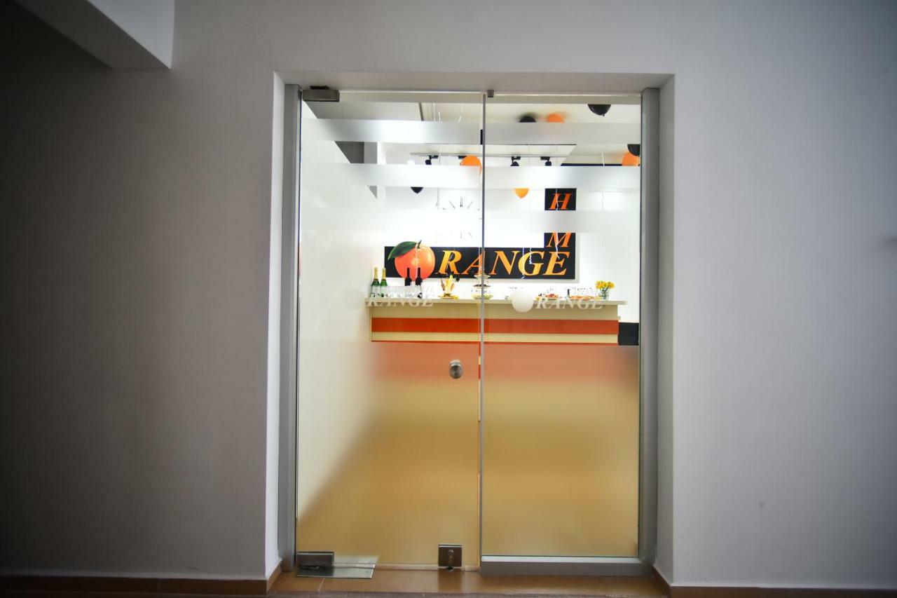 Orange Home Hotel Batumi Luaran gambar