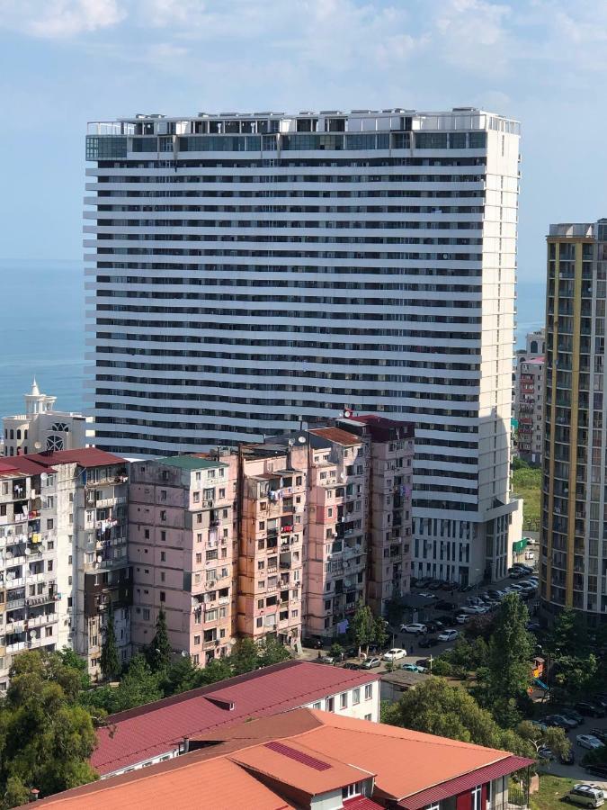 Orange Home Hotel Batumi Luaran gambar